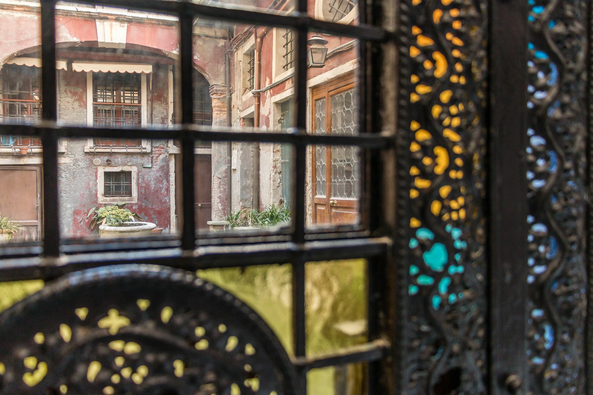 Emo Palace Grand Canal By Lionhost Apartment *