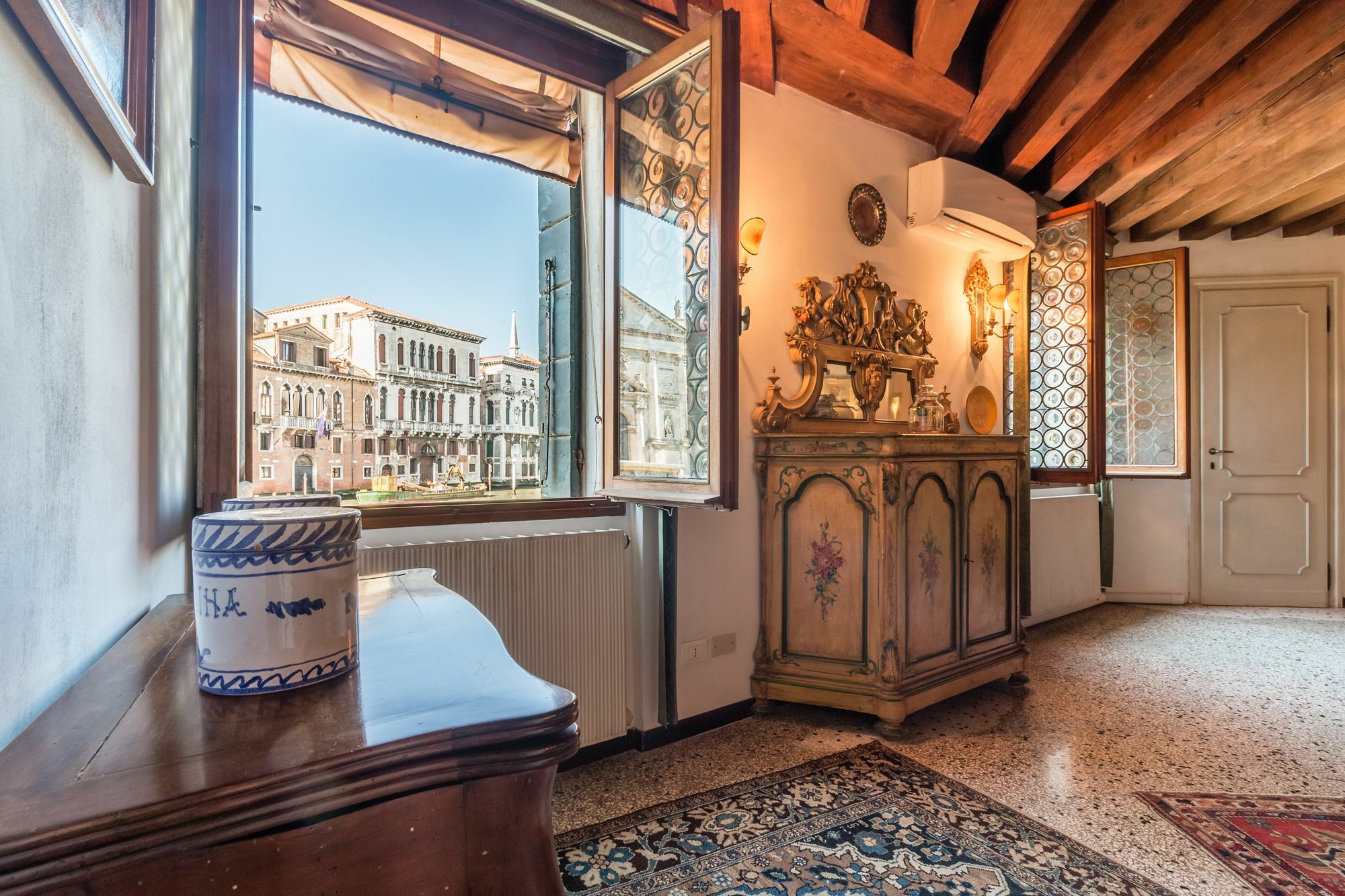 Emo Palace Grand Canal By Lionhost Venedig