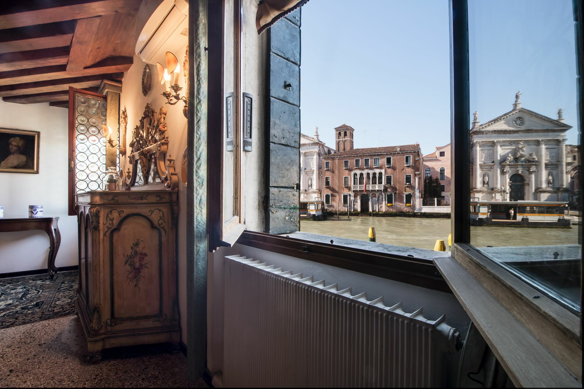 Emo Palace Grand Canal By Lionhost Apartment *